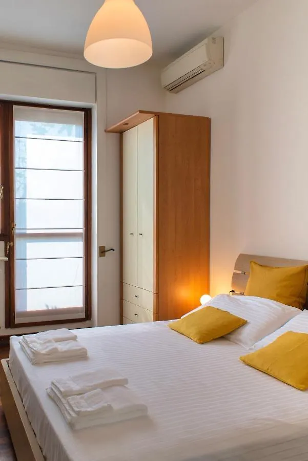 Milanoview Apartment Holiday home Milan